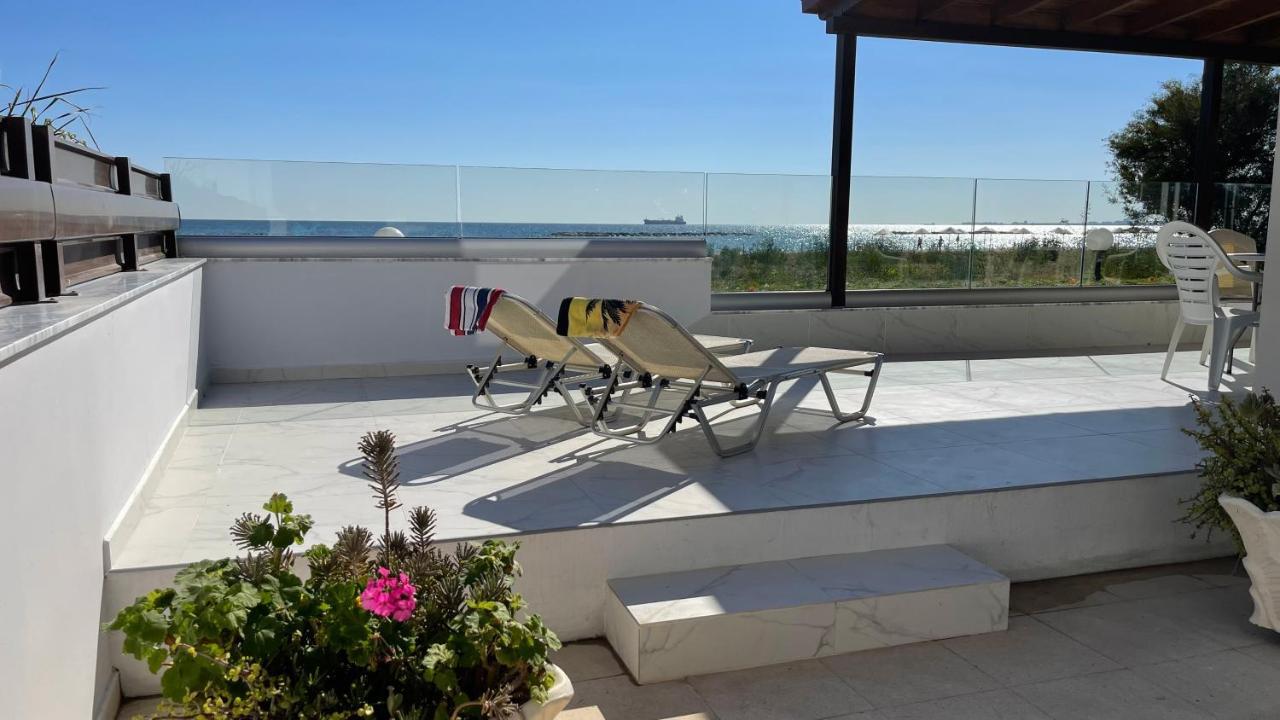 Beachfront Villa - Dasaki Ларнака Экстерьер фото